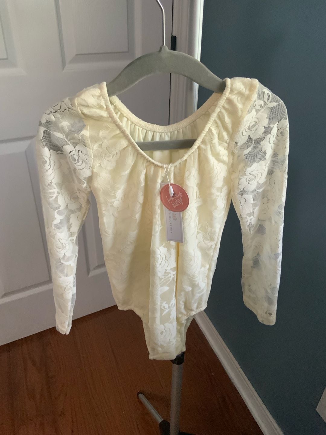Bailey's Blossoms Lace Bodysuit Size 4T Cream Long Sleeve 3