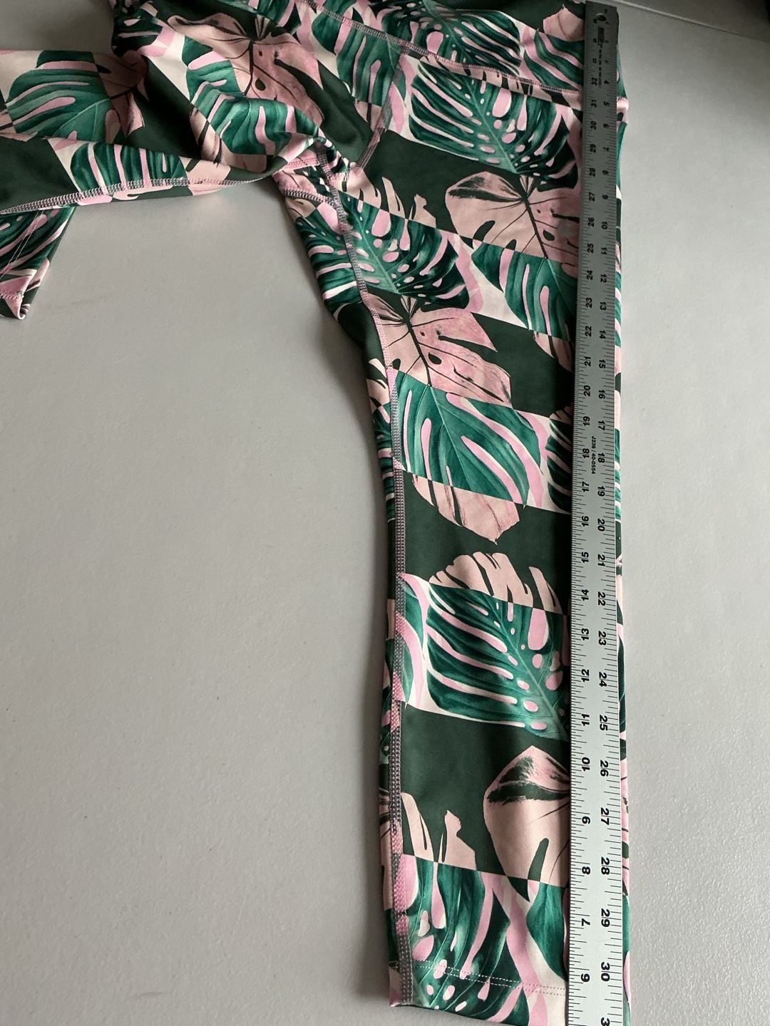 Dri-Fit Nike Fast Crop Leggings Size XL Palm Print 4