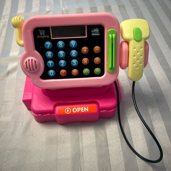 Brooklyn Lollipops Electronic Toy Cash Register Pink