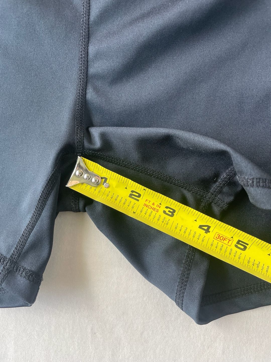 Sports Wear Black High Waist Athletic Shorts with Side Pockets Size L 12
