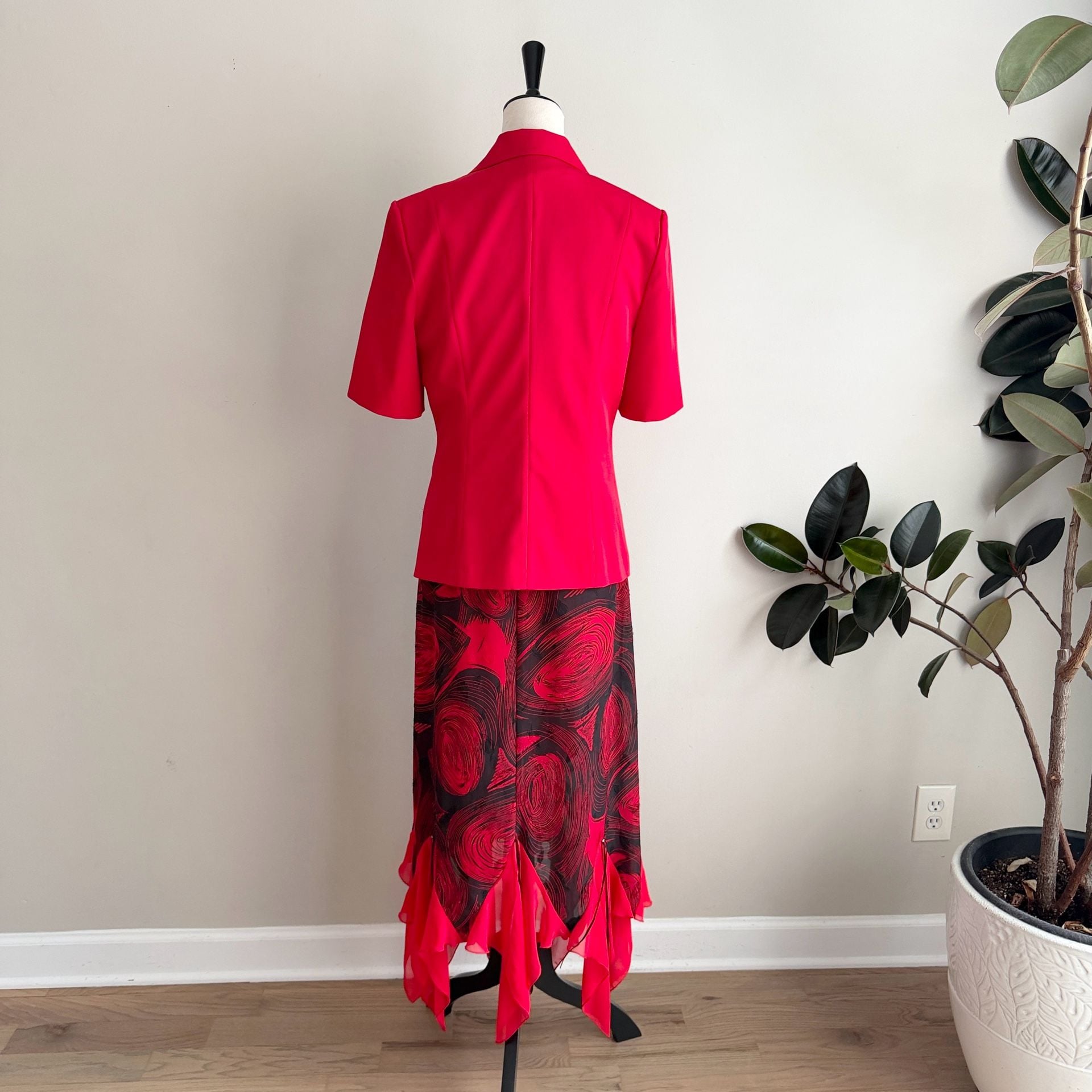 Vintage Red Blazer And Dress 2-Piece Set 5