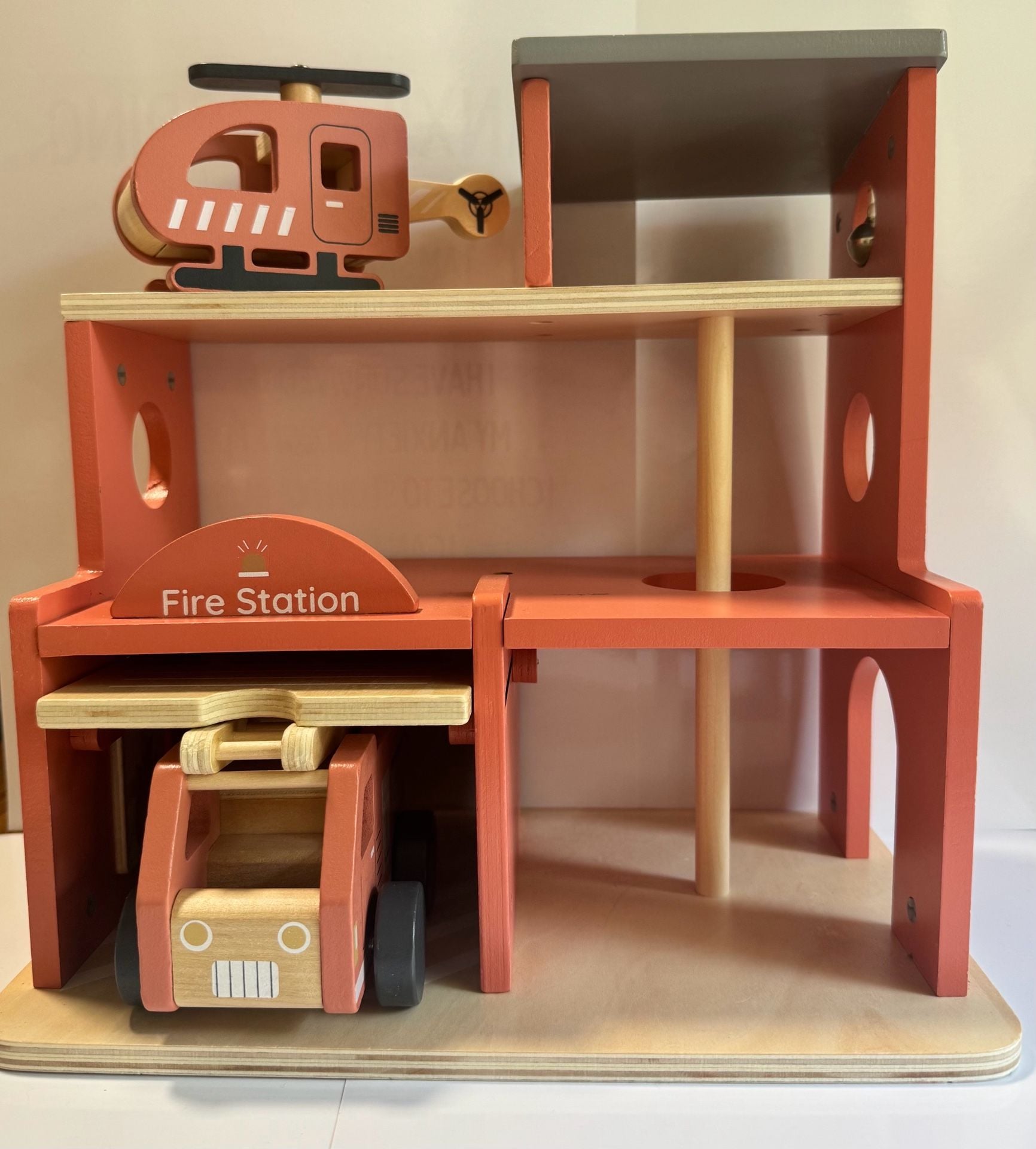 Hey! Play! Wooden Fire Station Playset with Truck and Helicopter 1