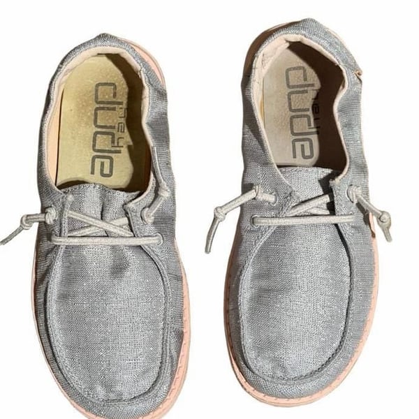 Hey Dude Wendy youth Sparkling silver peach Slip-On Casual Shoes Girls size 3/4
