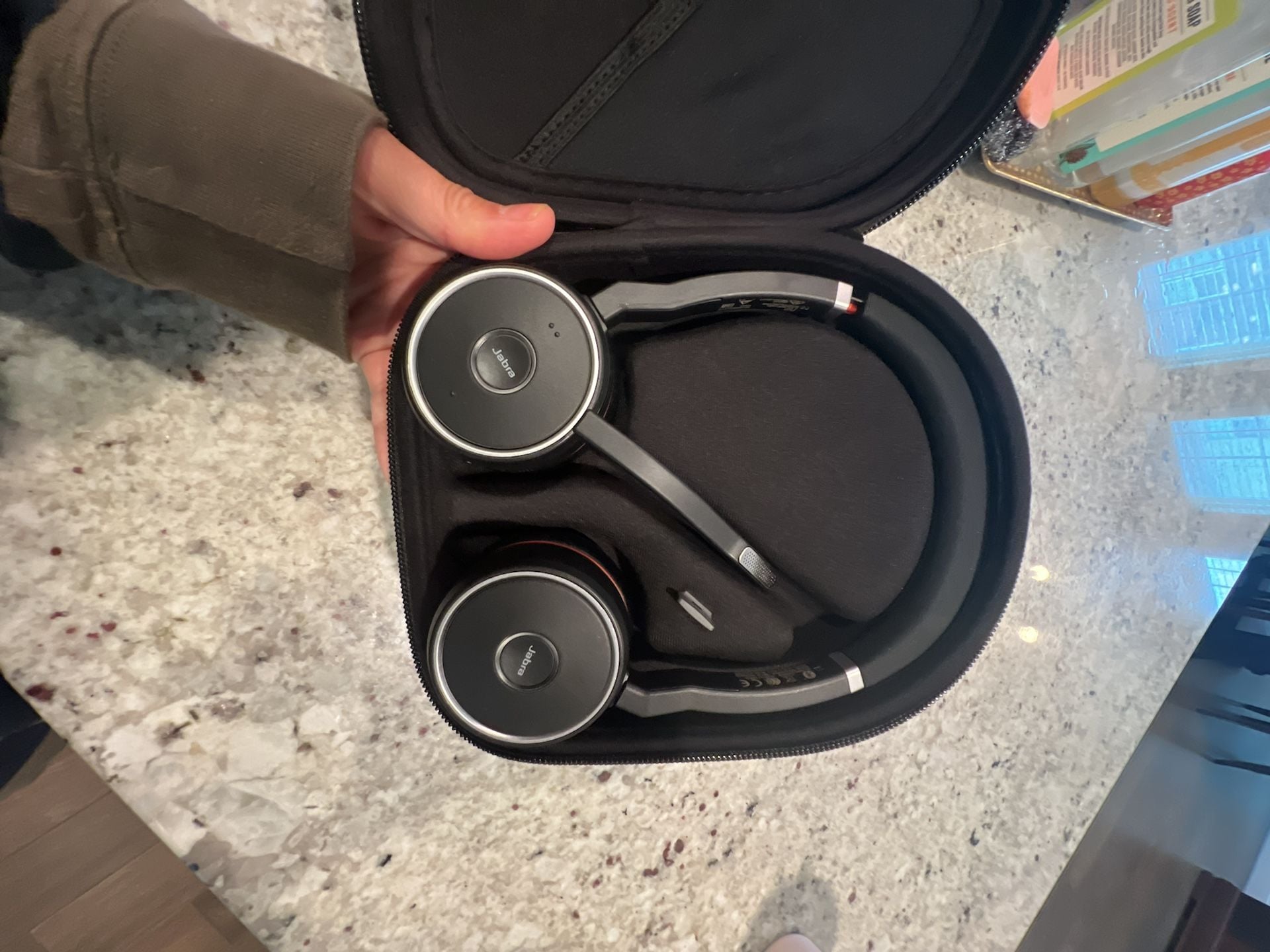 Jabra Evolve 75 MS Bluetooth Wireless Headset With Case 1