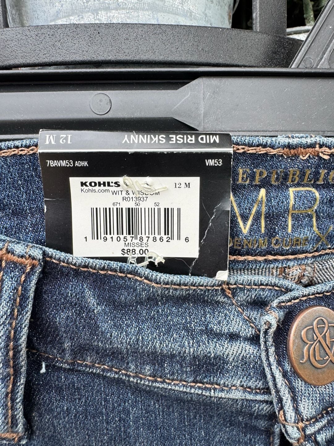 Rock & Republic Fixx Mid Rise Skinny Jeans Size 12M Blue Distressed 3