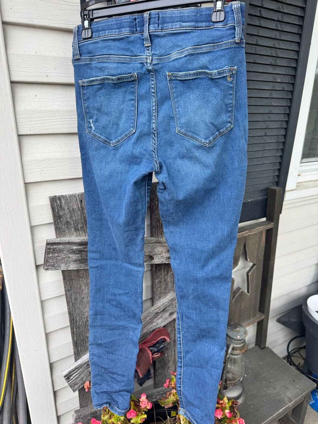 LuLaRoe Distressed Skinny Jeans Size 28 Blue Denim 4