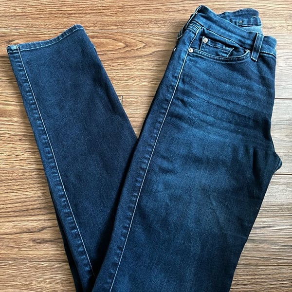 7 For All Mankind Kimmie Straight Leg Jeans Size 28 Dark Wash Denim