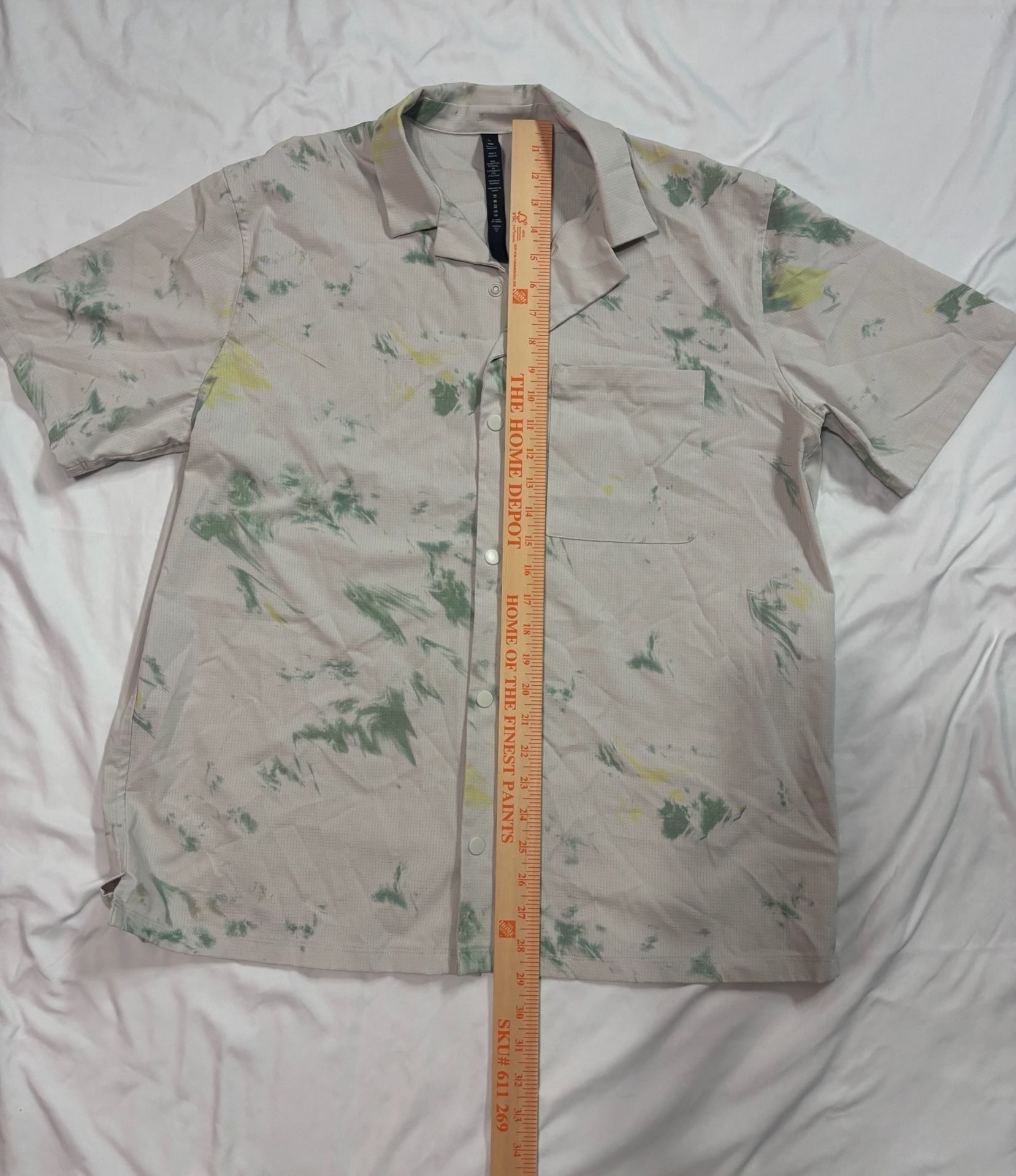 Lululemon Airing Easy Short Sleeve Shirt Size XL Tie Dye Snap Button 7