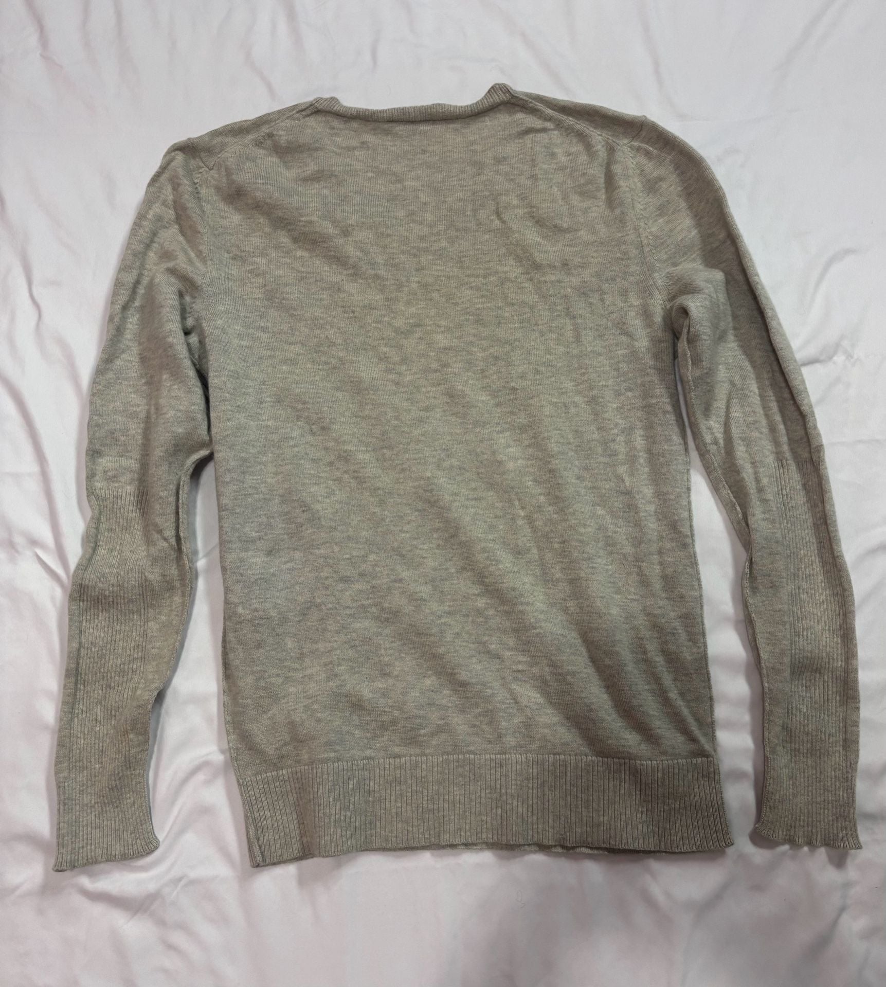 Theory V-Neck Sweater Size S/P Gray Cashmere Cotton 8