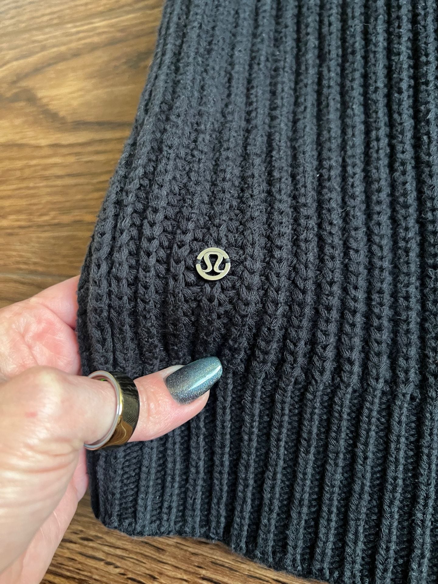 Lululemon Bring The Cozy Knitted Turtleneck Sweater Size 10 Black 4