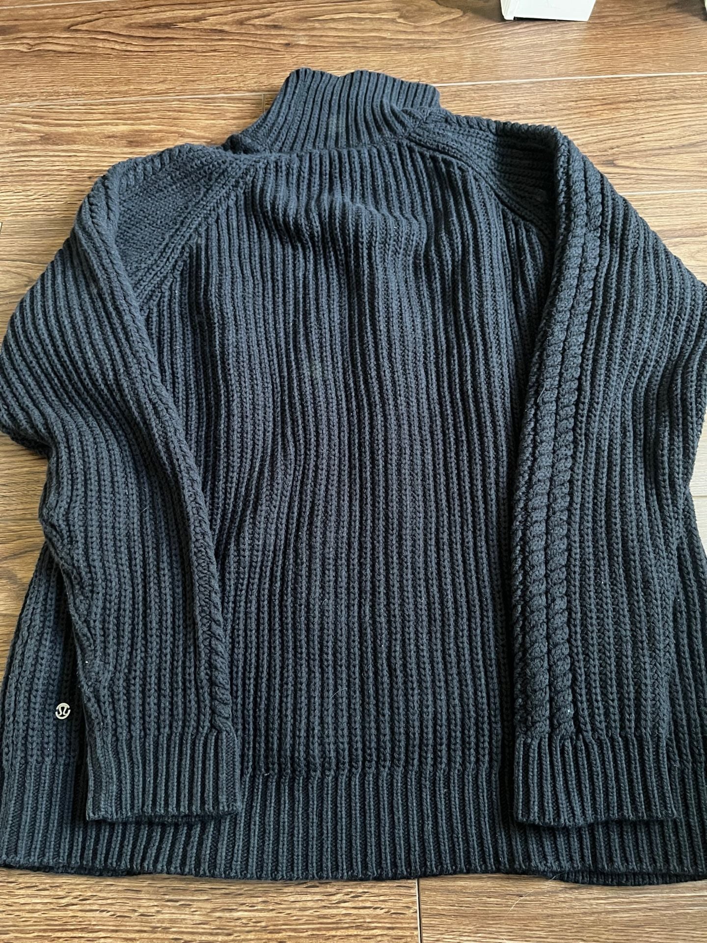 Lululemon Bring The Cozy Knitted Turtleneck Sweater Size 10 Black 5