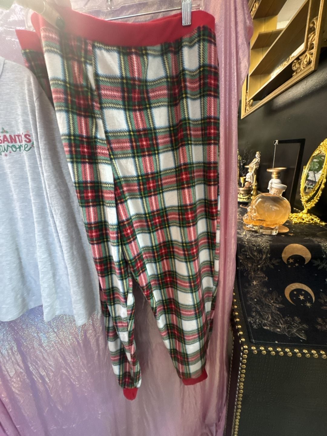 Secret Treasures Pajama Set Size 2X Santa's Favorite Gray Plaid Holiday 8