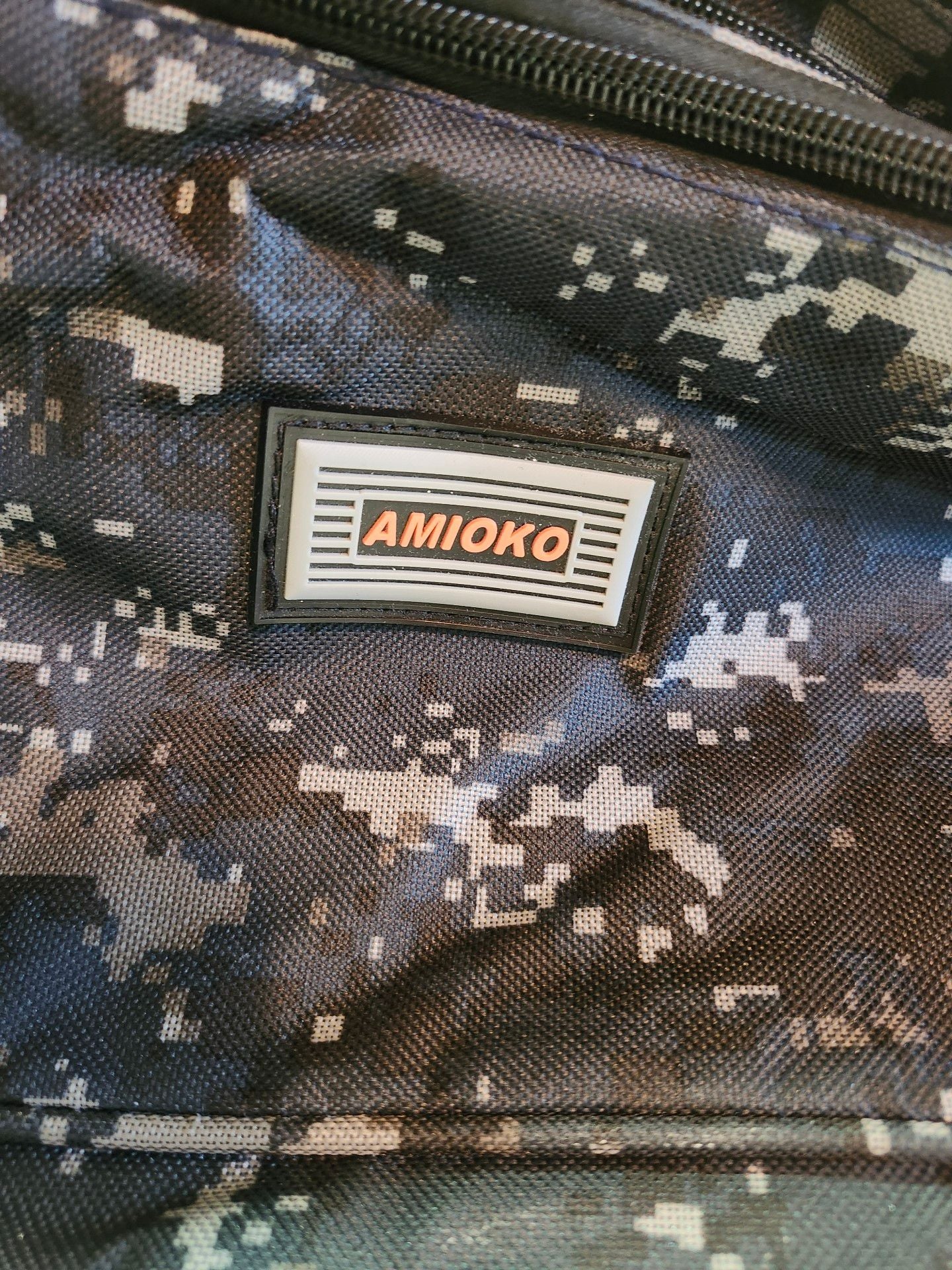 AMIOKO Digital Camo Duffel Bag 3