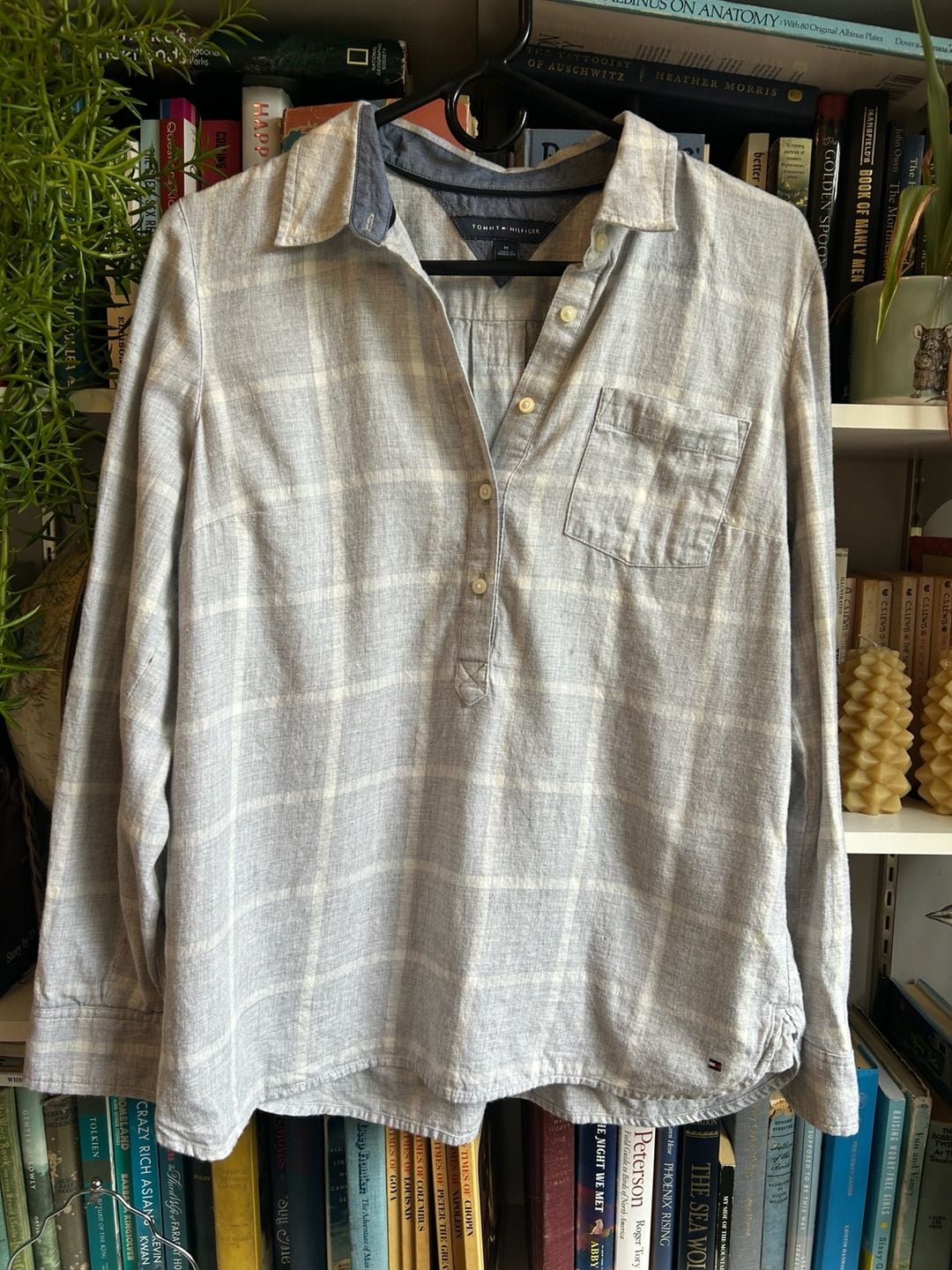 Tommy Hilfiger Plaid Blouse Size M Gray Long Sleeve Button Down Shirt 3