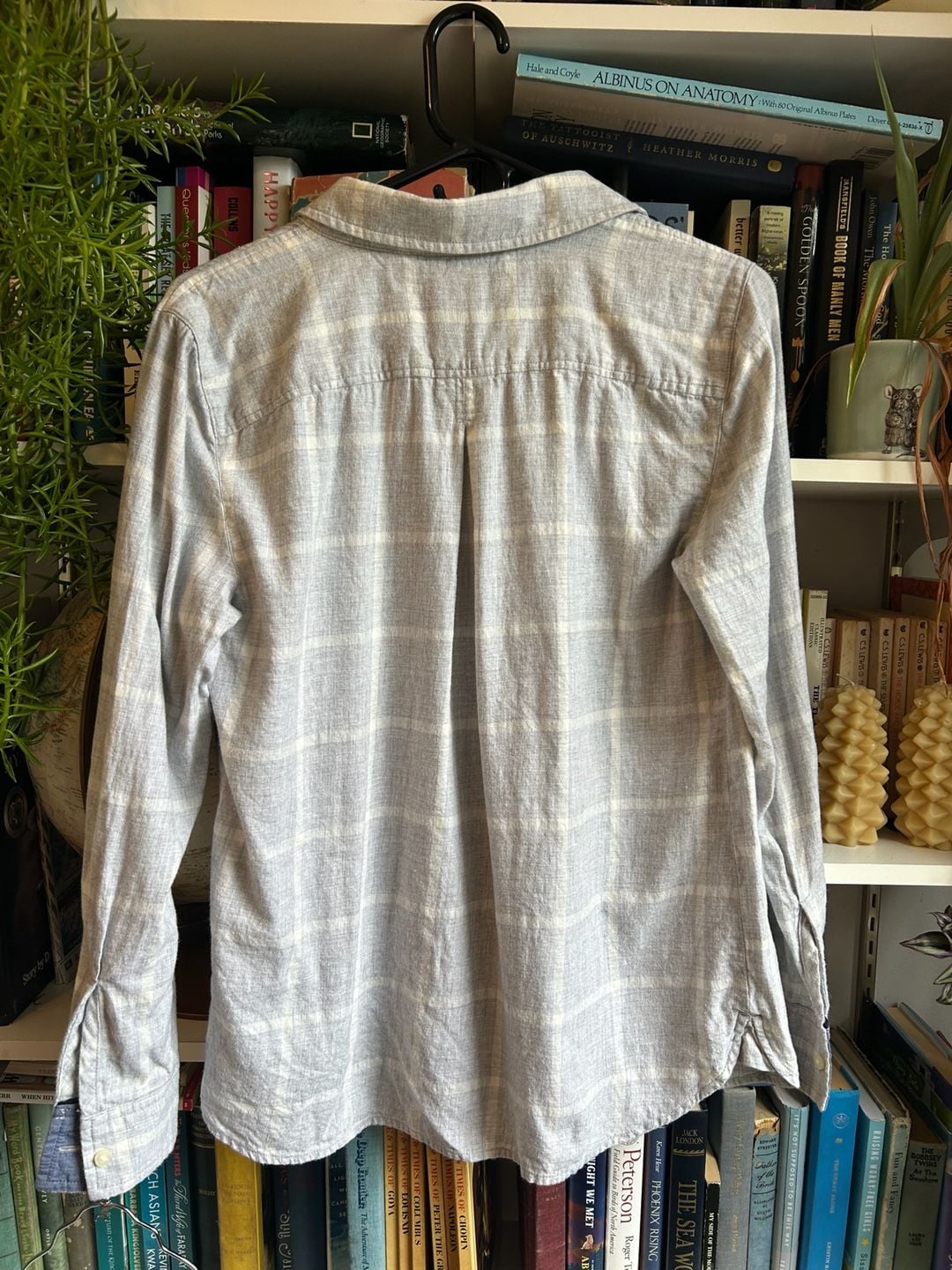 Tommy Hilfiger Plaid Blouse Size M Gray Long Sleeve Button Down Shirt 7