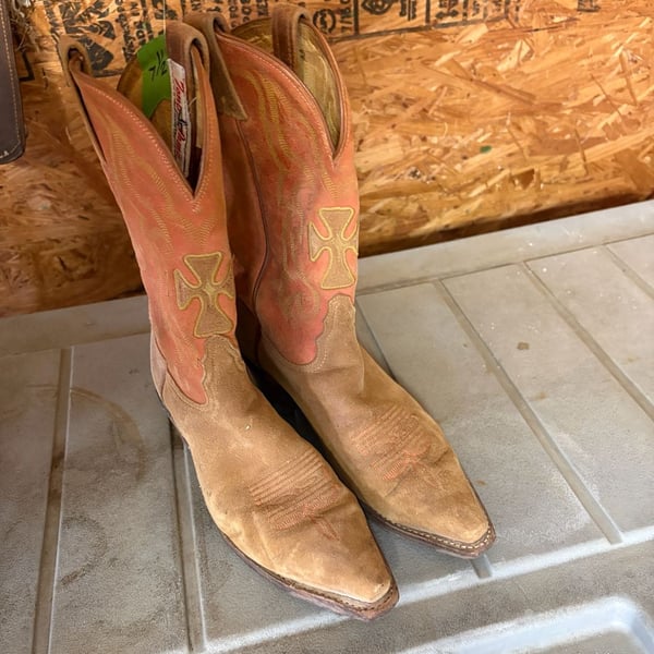 Tony Lama Cowboy Boots Size 7.5 Suede Western