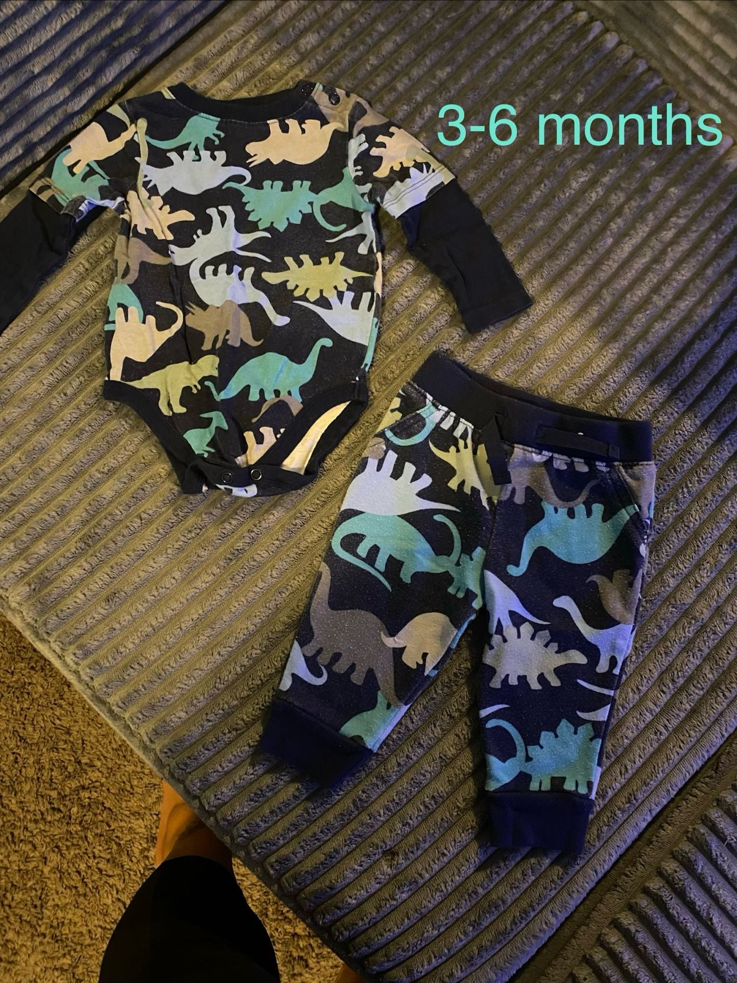 Child of Mine Dinosaur Outfit Set Size 3-6 Months 1