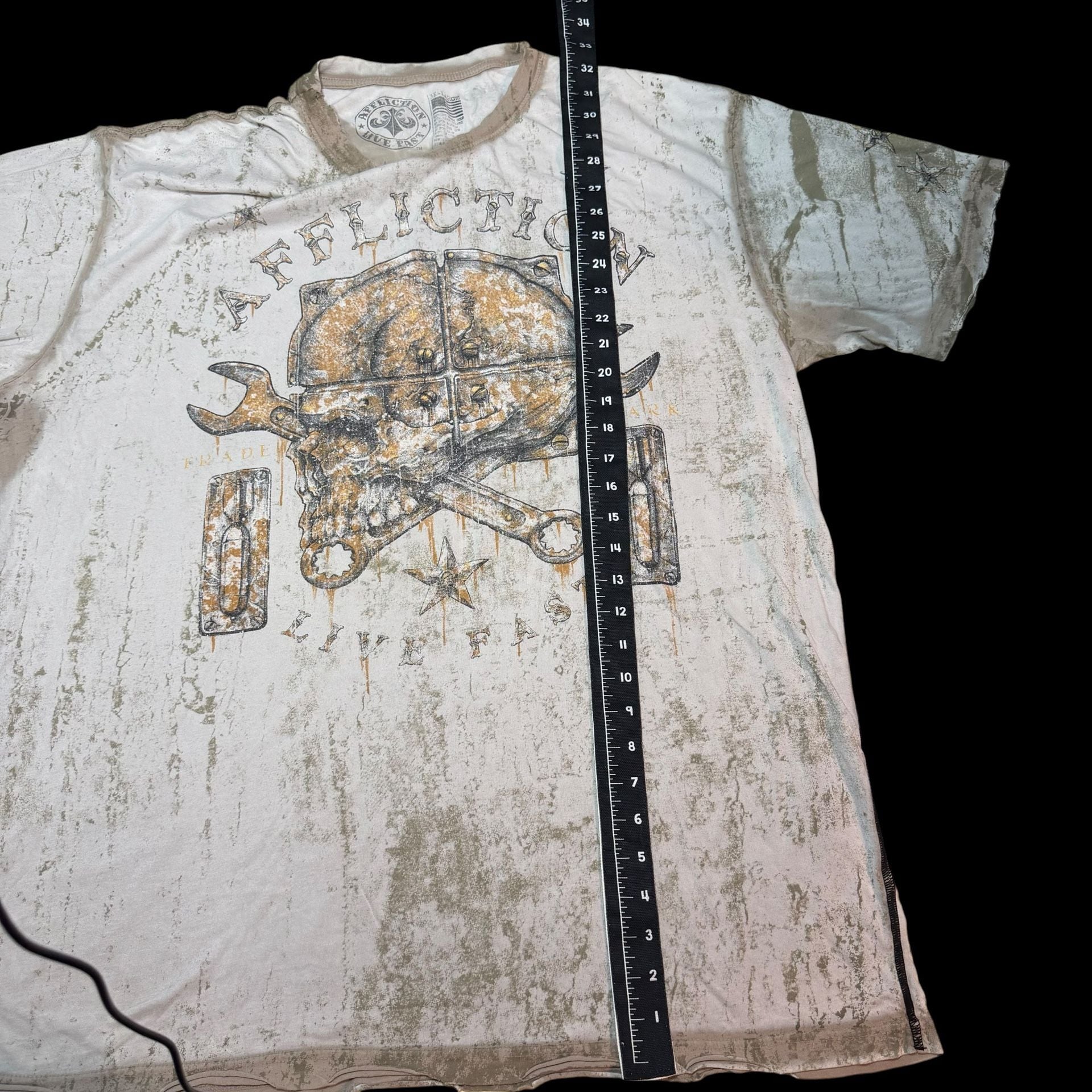 Affliction Graphic T-Shirt Size 2X-Large Off White Skull Wrench 8
