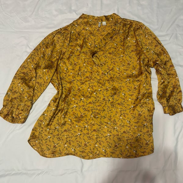 Cato Floral Blouse Size L Yellow Long Sleeve V-Neck