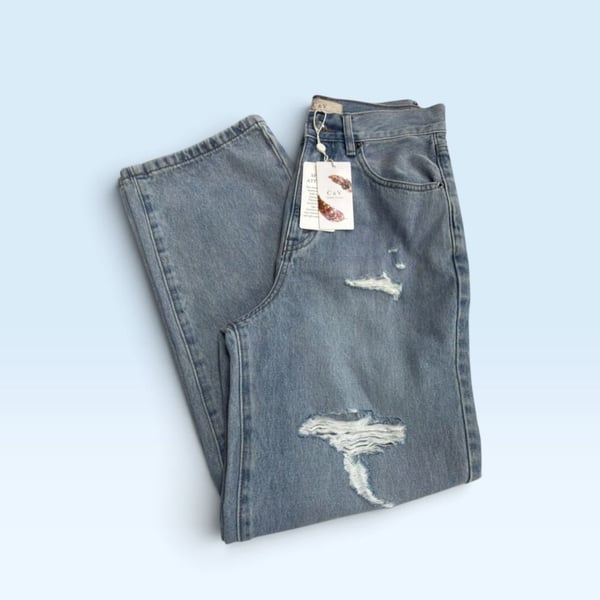 Chelsea & Violet Jeans Size 27 NWT Distressed Crossover Waist Light Wash Denim