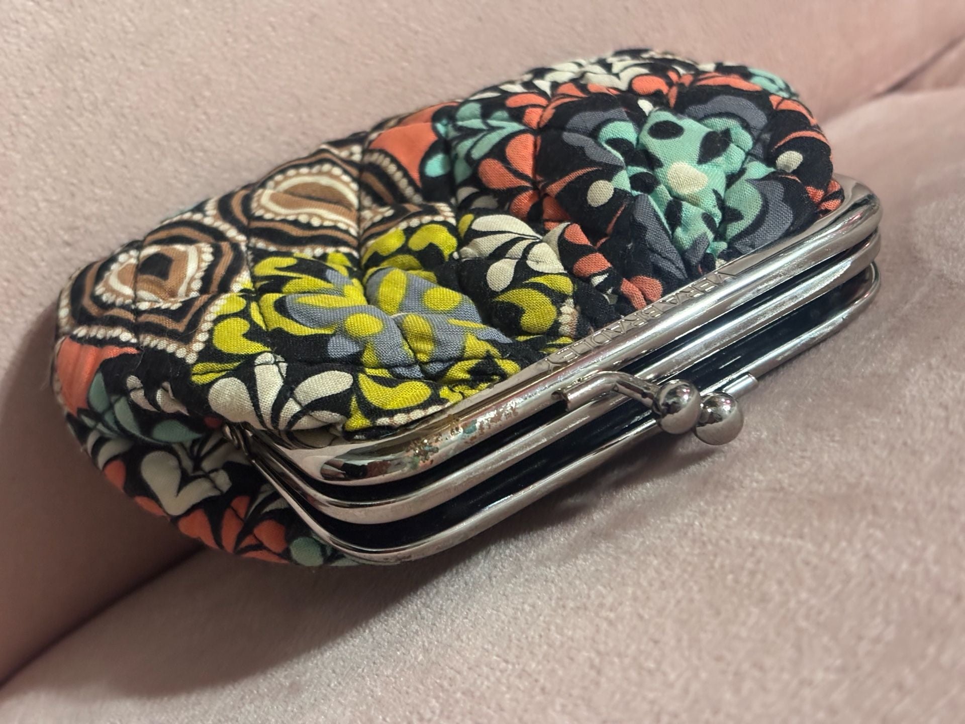 Vera Bradley Kisslock Coin Purse Sierra Quilted Floral Pattern 4