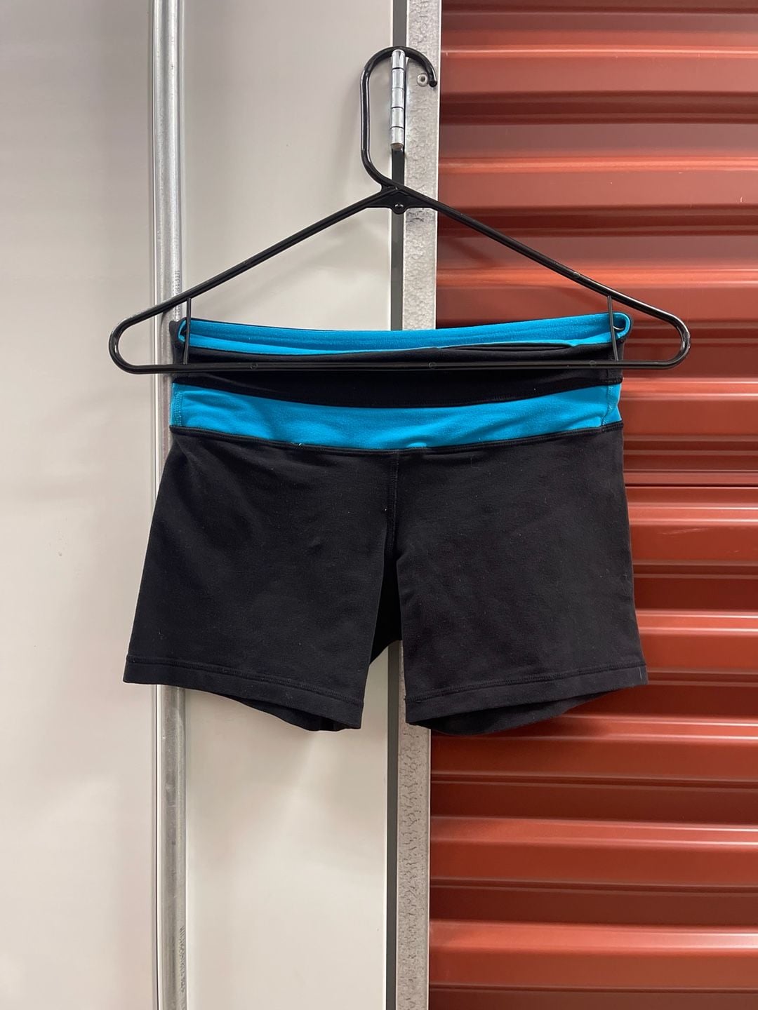 Lululemon Athletica Yoga Shorts Black Blue 2