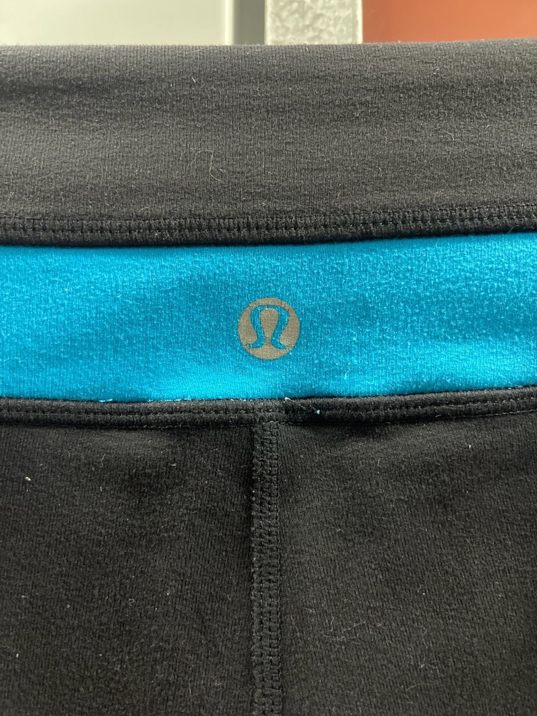 Lululemon Athletica Yoga Shorts Black Blue 4