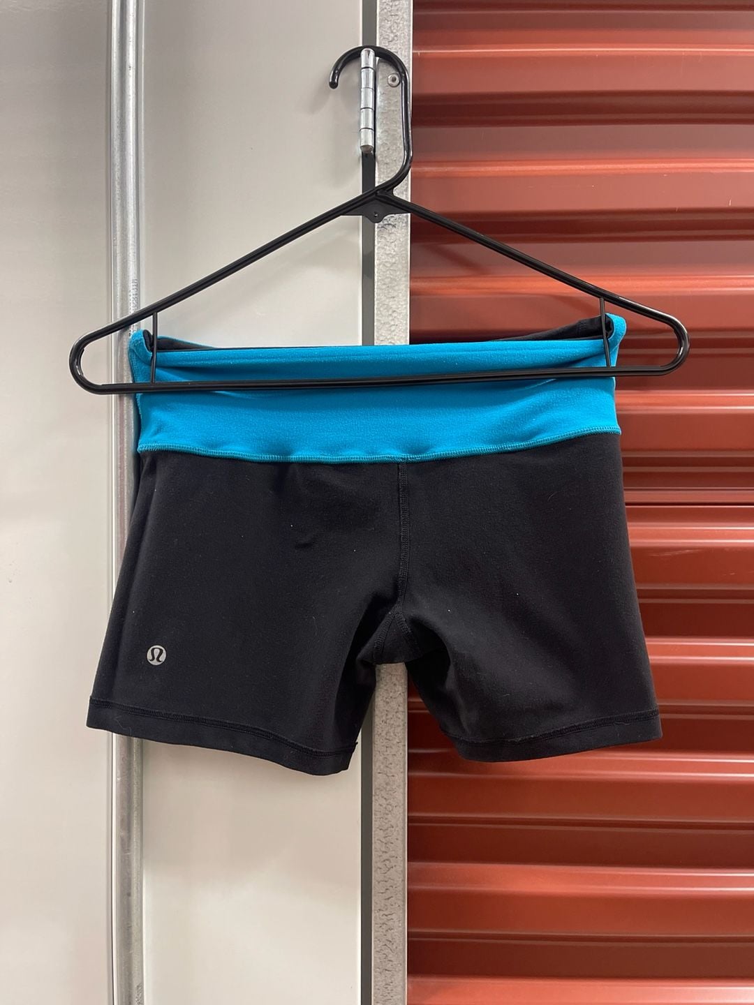 Lululemon Athletica Yoga Shorts Black Blue 5