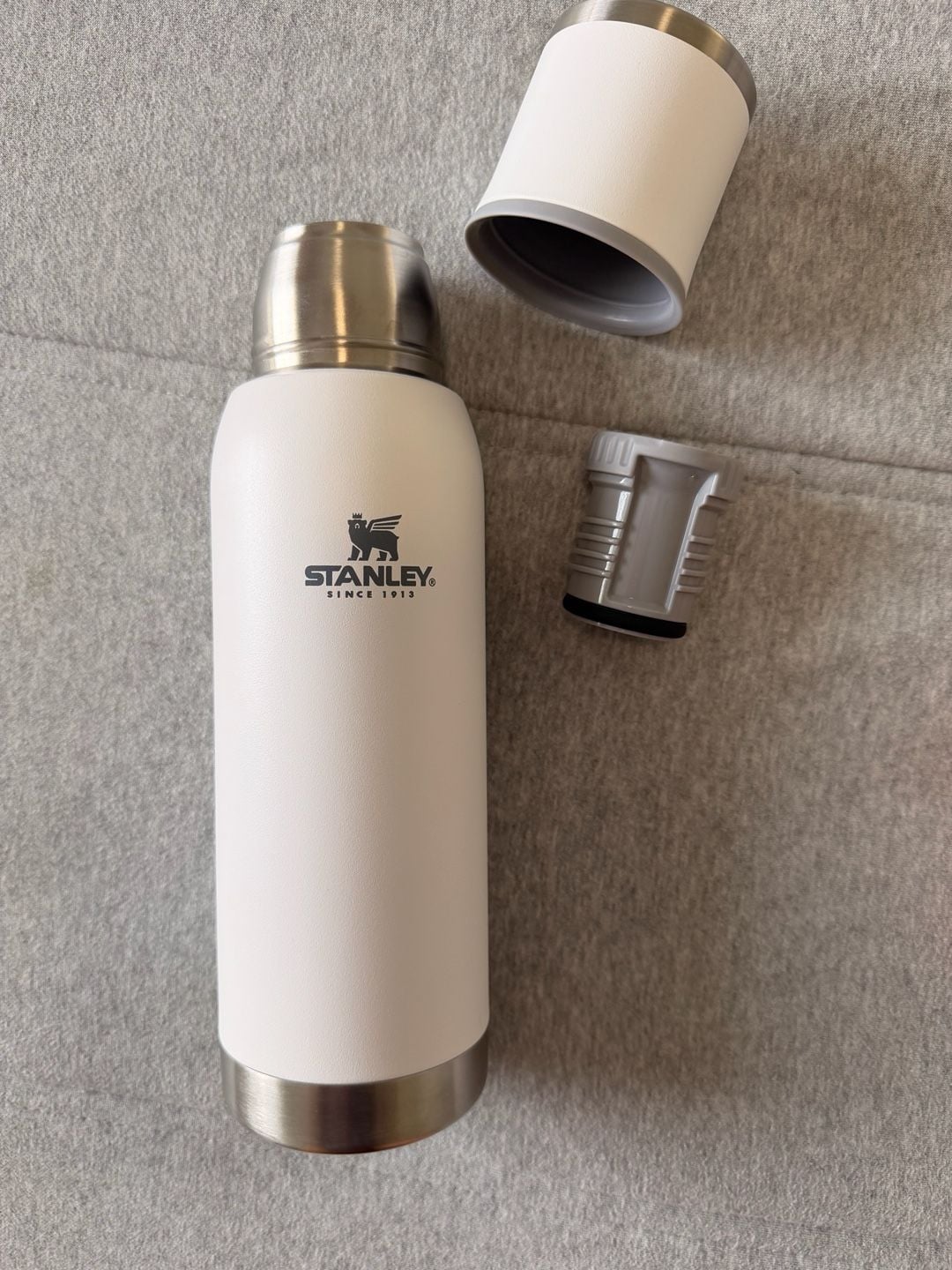 Stanley Adventure-To-Go Vacuum Bottle 25 Oz 2