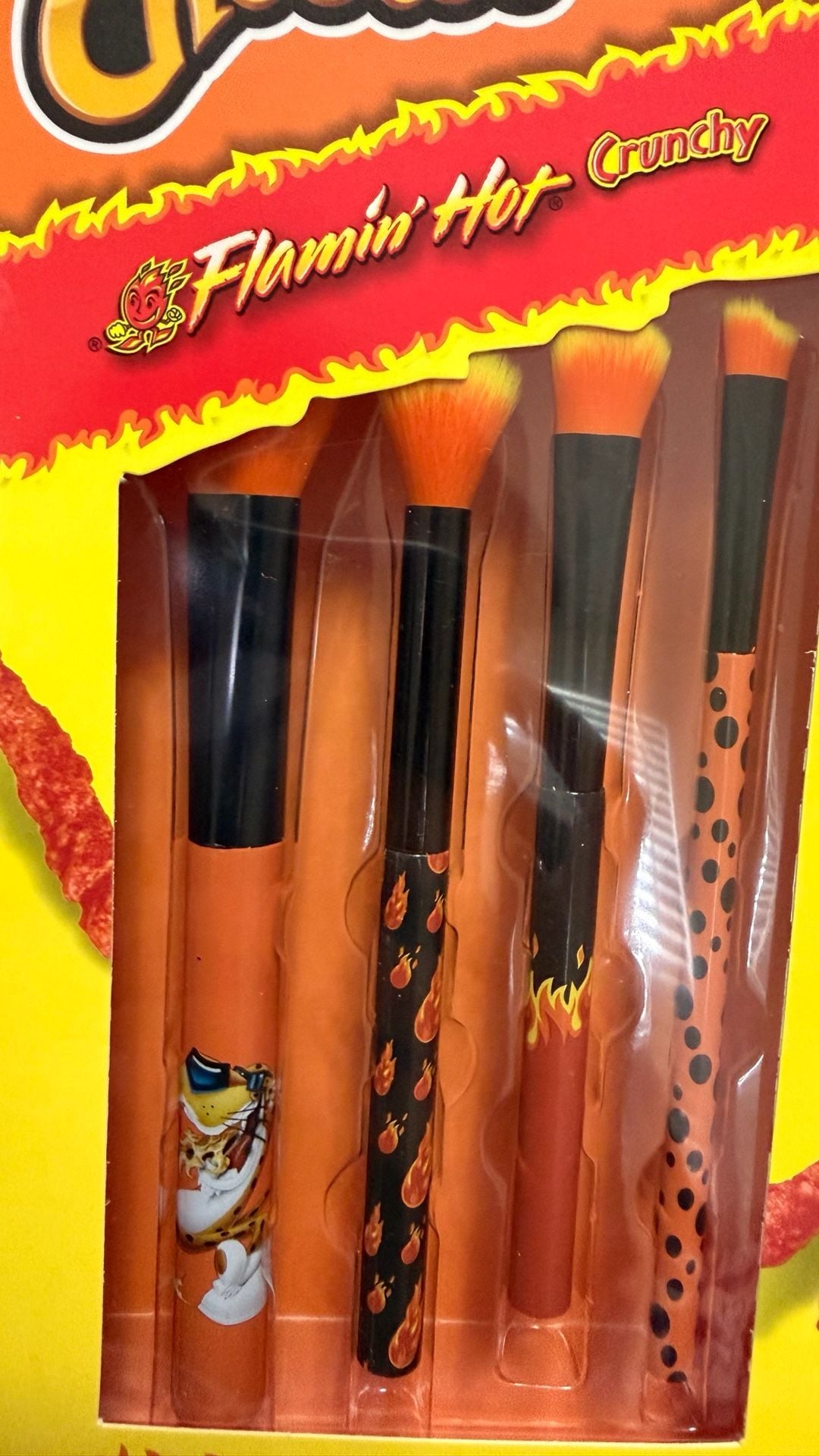 Flamin' Hot Crunchy Cheetos 4-Piece Cosmetic Brush Set - .com 2