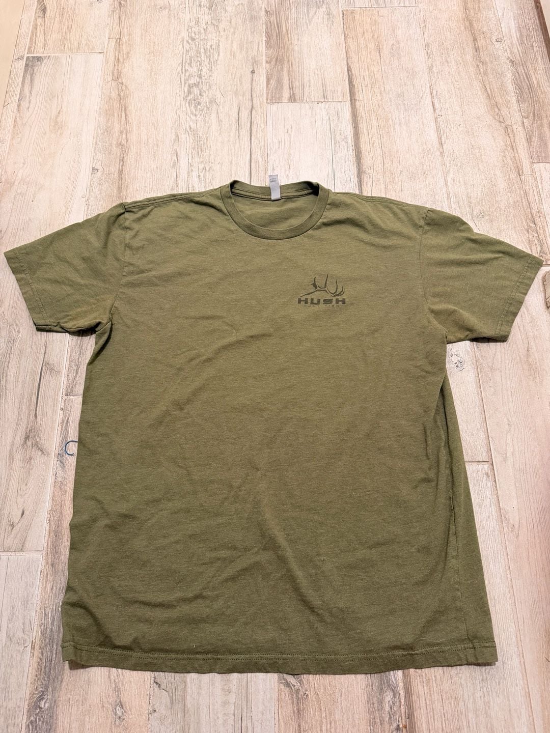 Hush Hunt Fish T-Shirt Size XL Green Graphic Tee 2