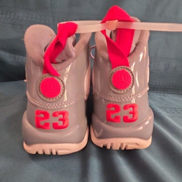 Nike Air Jordan 9 Retro Size 5Y Fire Red White Gray