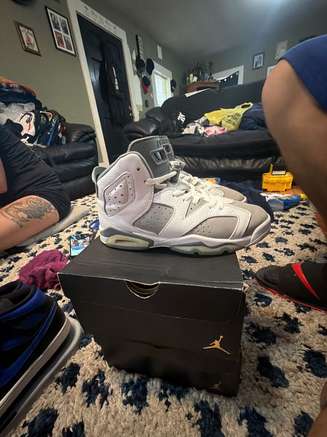 Jordan Air Jordan 6 Retro Cool Grey White Leather Sneakers Size 6.5 y or 8 w 5