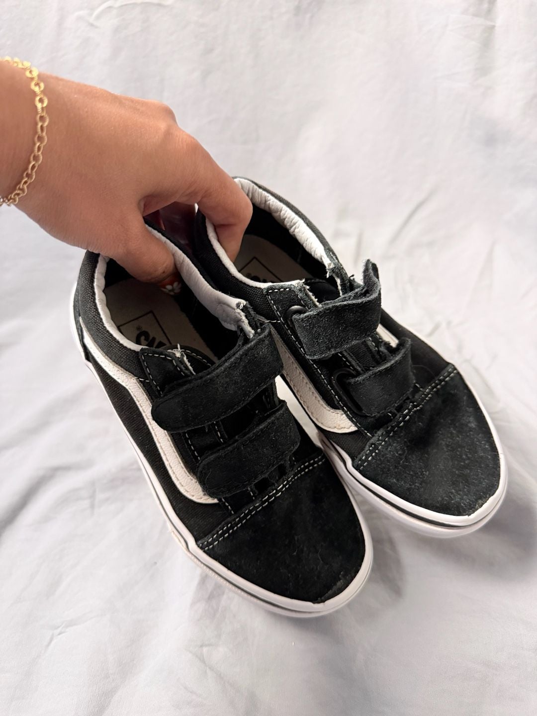 Vans Old Skool V Kids Size 13 Black White Sneakers 5