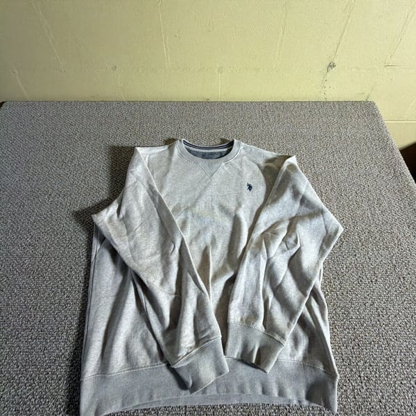 U.S. Polo Assn. Crewneck Sweatshirt Size XL Beige Embroidered Pony Logo