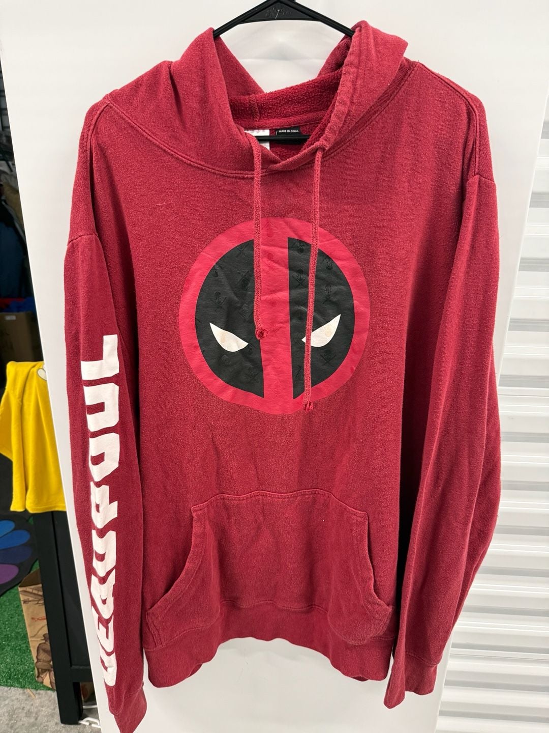 Marvel Deadpool Graphic Pullover Hoodie XXL Red Cotton Blend 1