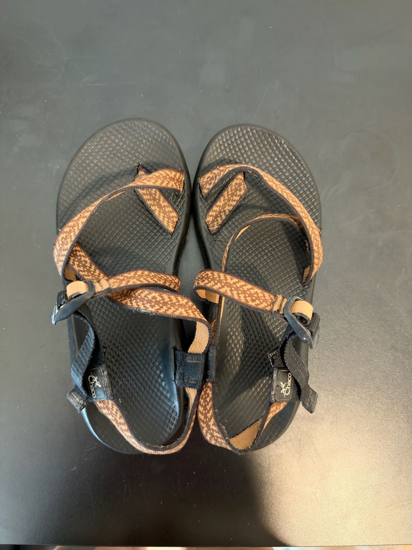 Chaco Z/Cloud 2 Sandals Size 9 Brown Black Aztec Geometric 2