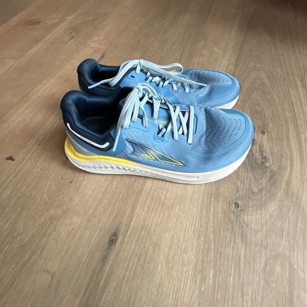Altra Paradigm 7 Size 8 Blue Running Shoes