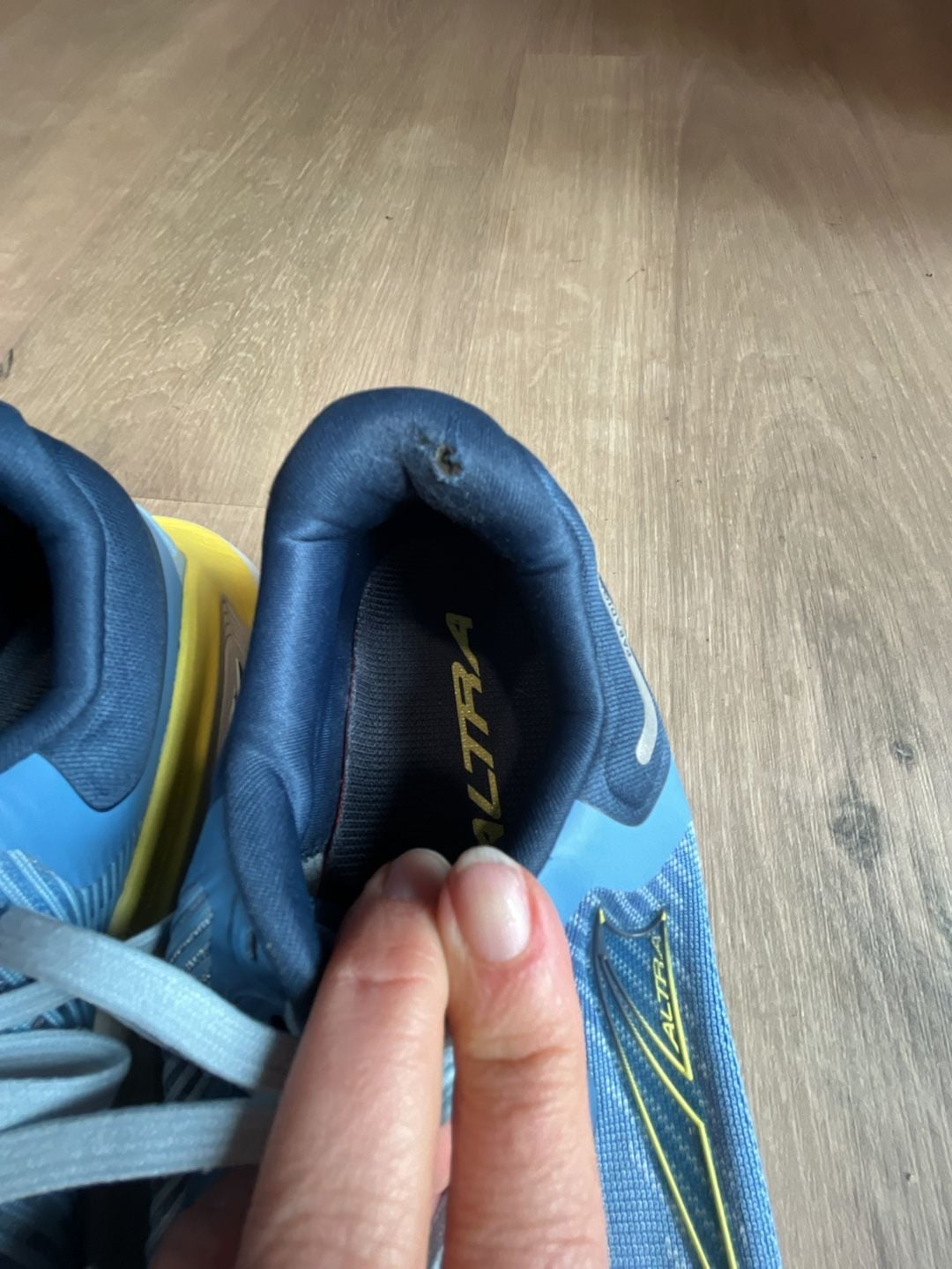 Altra Paradigm 7 Size 8 Blue Running Shoes 4