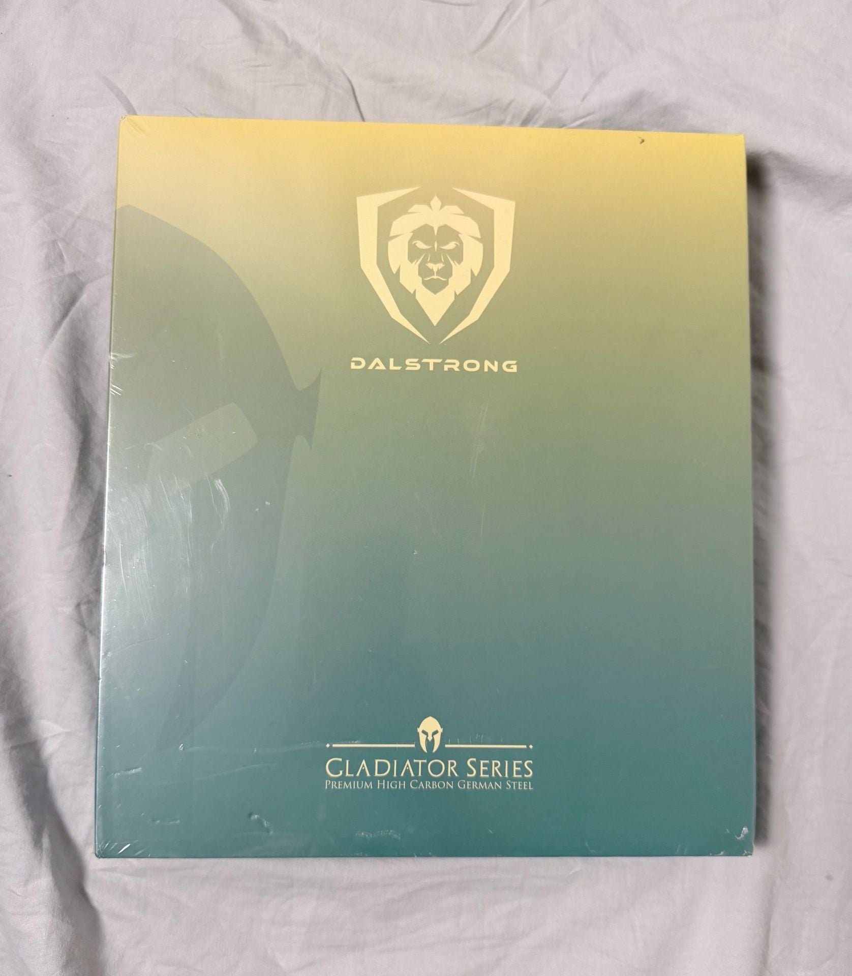 Dalstrong Gladiator Series 4pc Knife Set *Unopened Still Sealed 1
