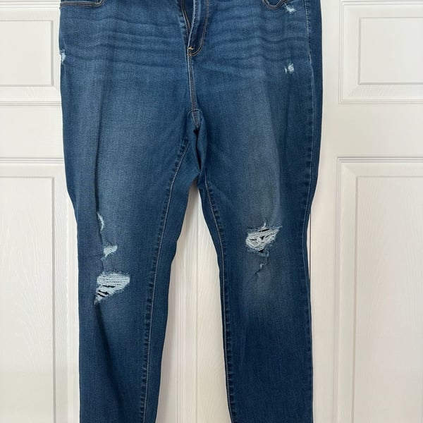 Old Navy Pop Icon Skinny Jeans Size 20 Distressed Mid-Rise Denim