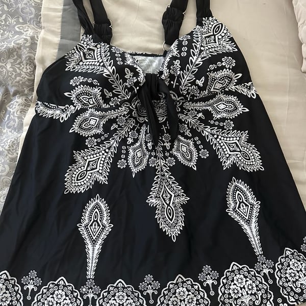 Danify Black and White Tankini Top Swimwear