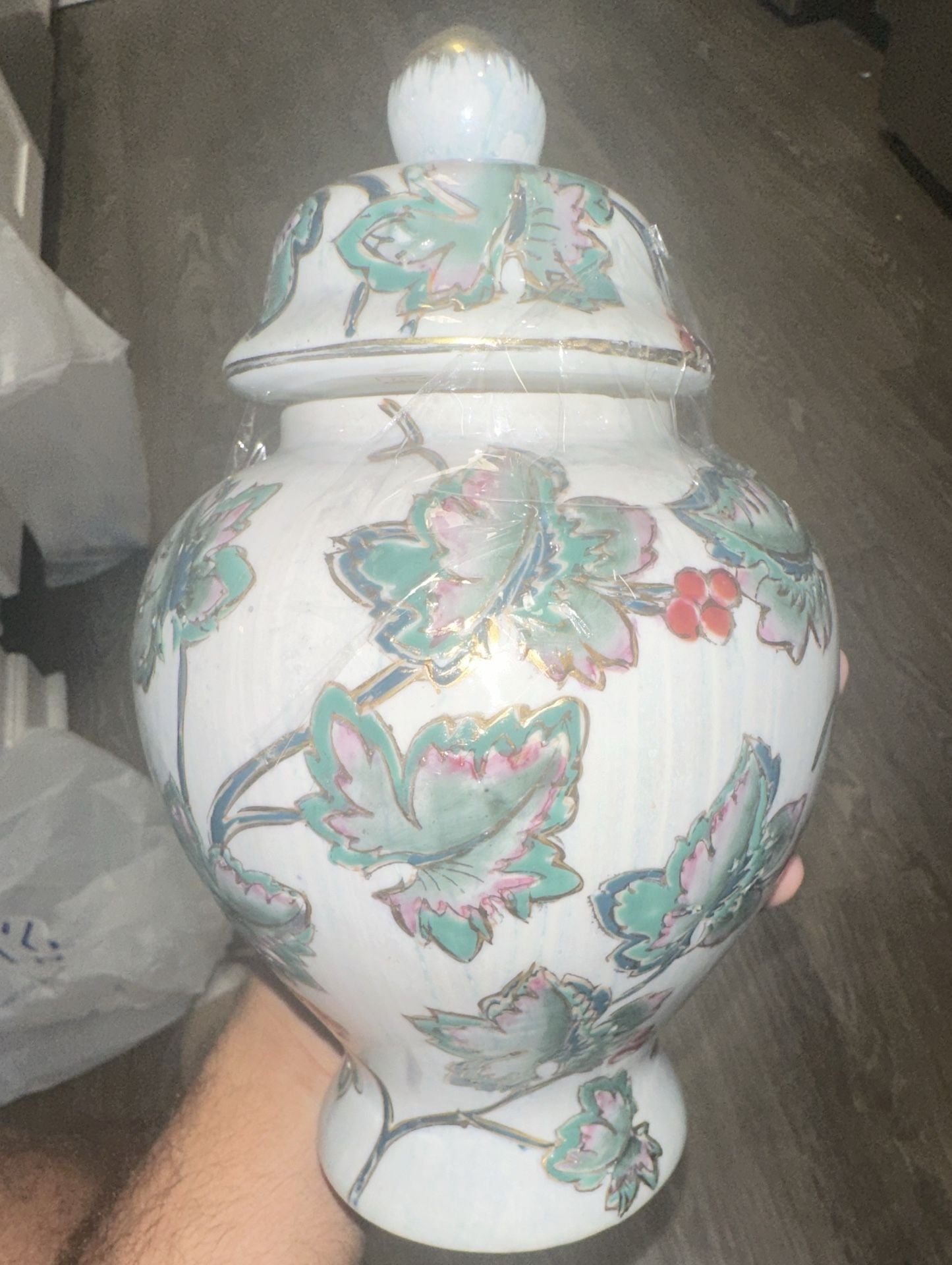 Vintage Hand Painted Ceramic Ginger Jar with Lid Grape Leaf Pattern 1