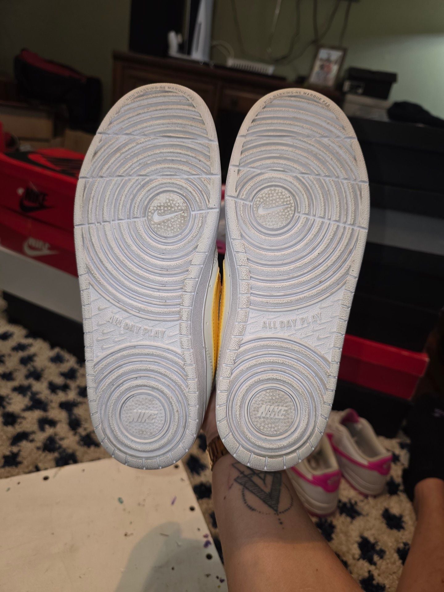Nike Court Borough Mid 2 Size 6.5Y White Topaz Gold Pink Sneakers 6