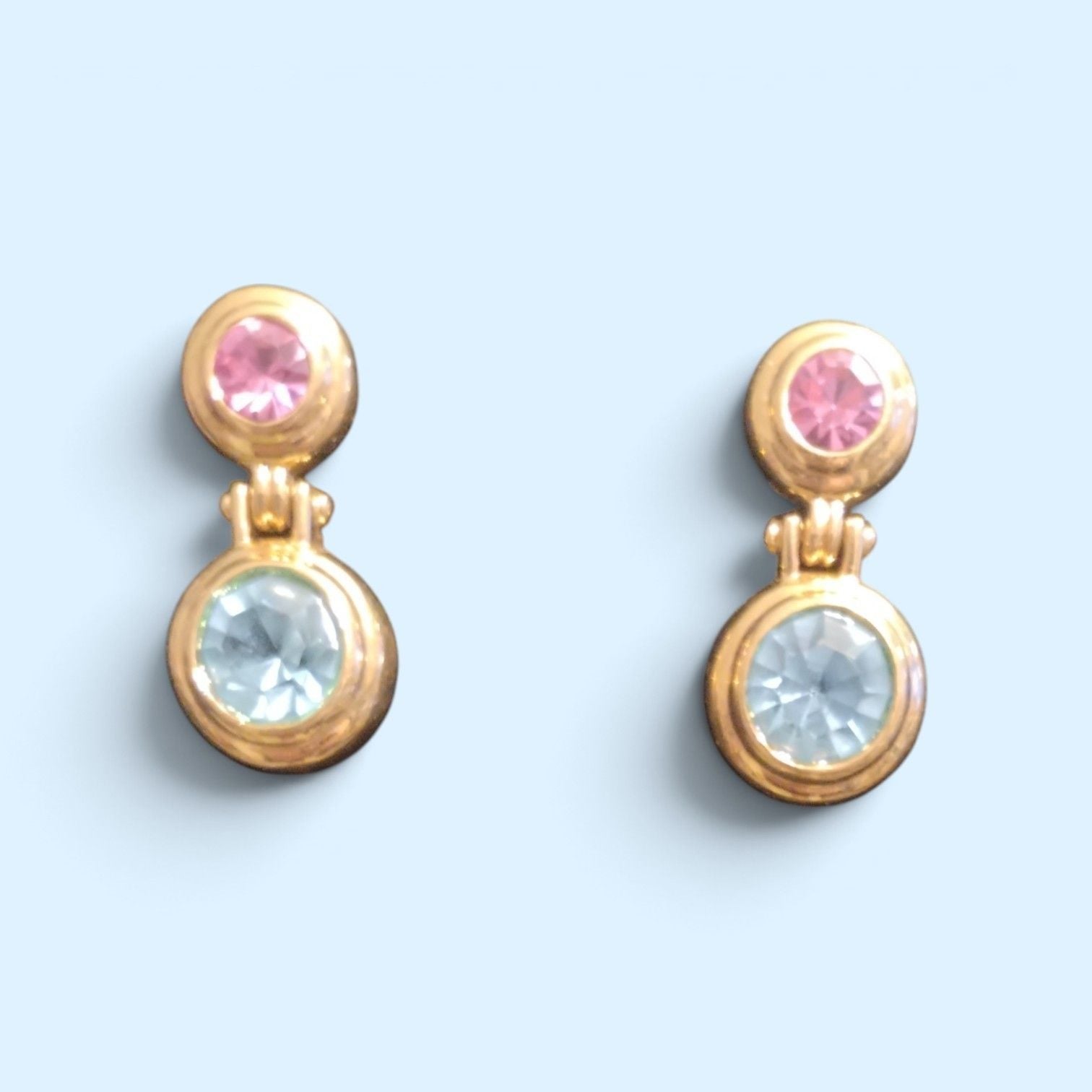 Vintage Gold Tone Pink and Blue Crystal Drop Earrings 3