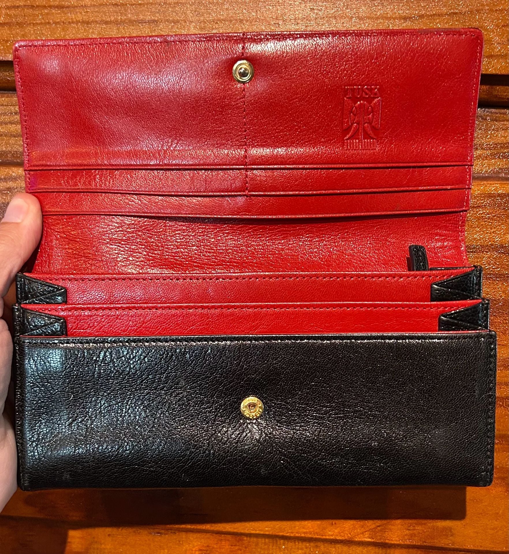 Tusk Cowhide Wallet Black and White 4
