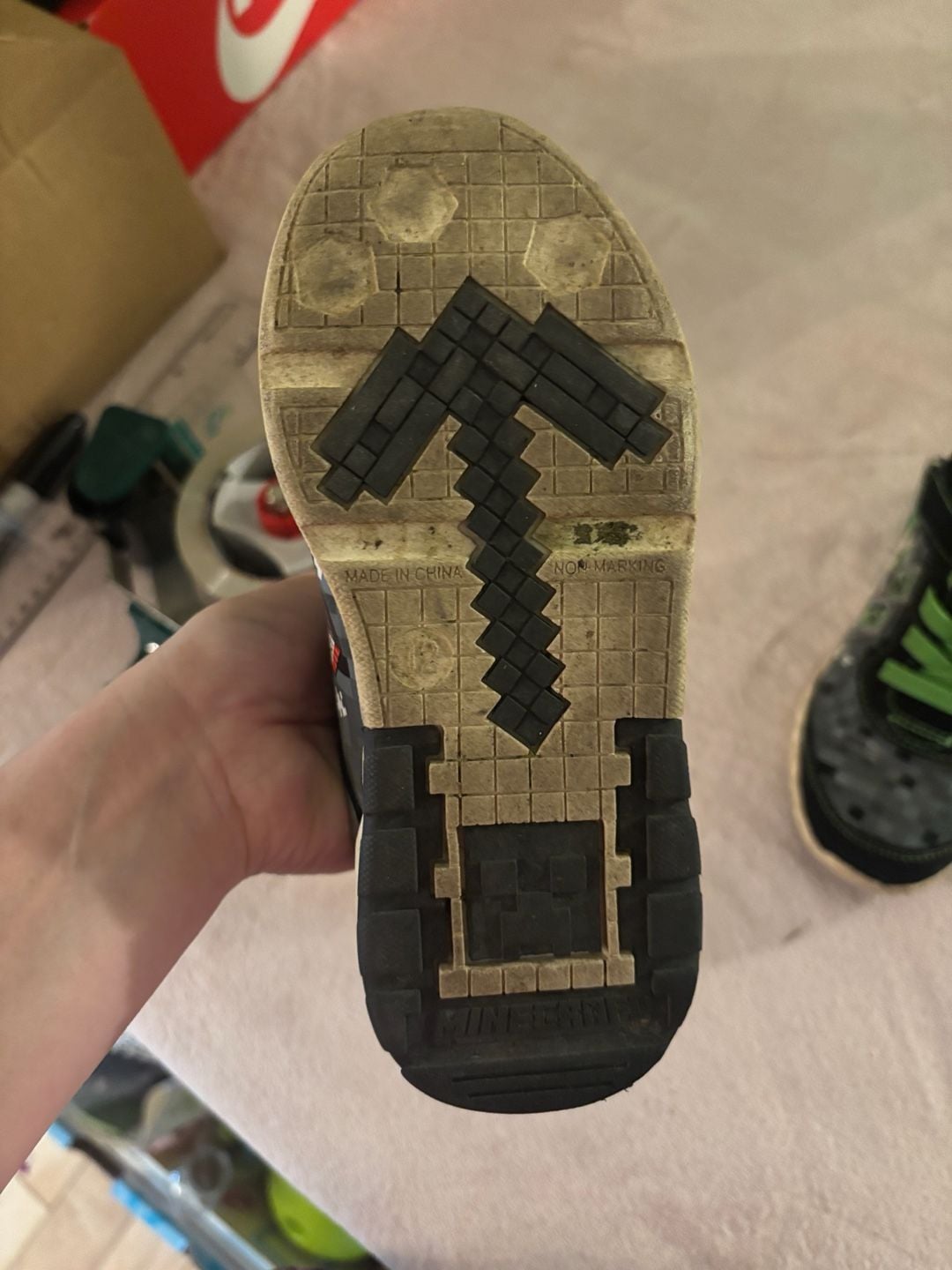 Product thumbnail 4