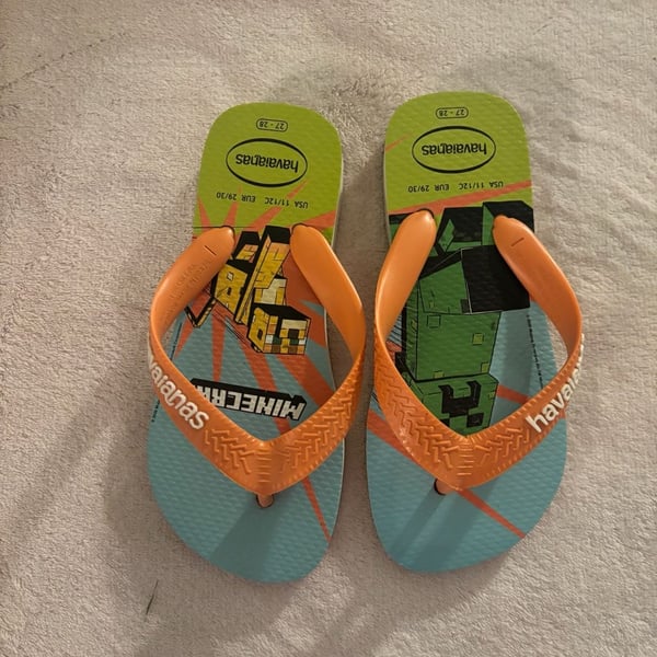 Havaianas Minecraft Flip Flops USA 11/12C Kids Orange