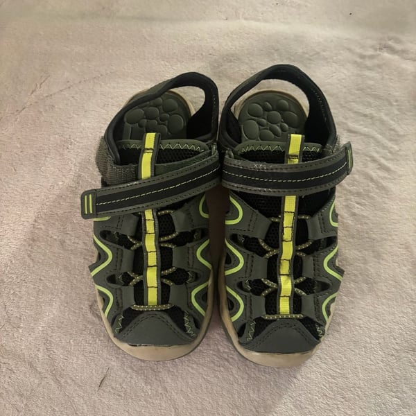 Wonder Nation Sport Sandals Size 11 Green Black Outdoor Water Shoes