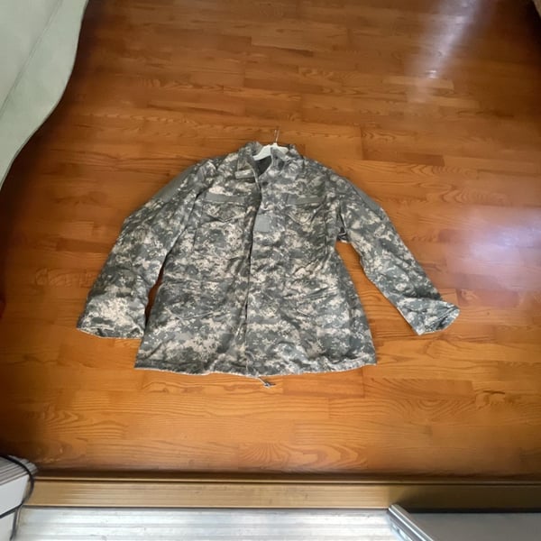 Golden Mfg. Co. Cold Weather Field Jacket X-Large Regular ACU UCP Camo